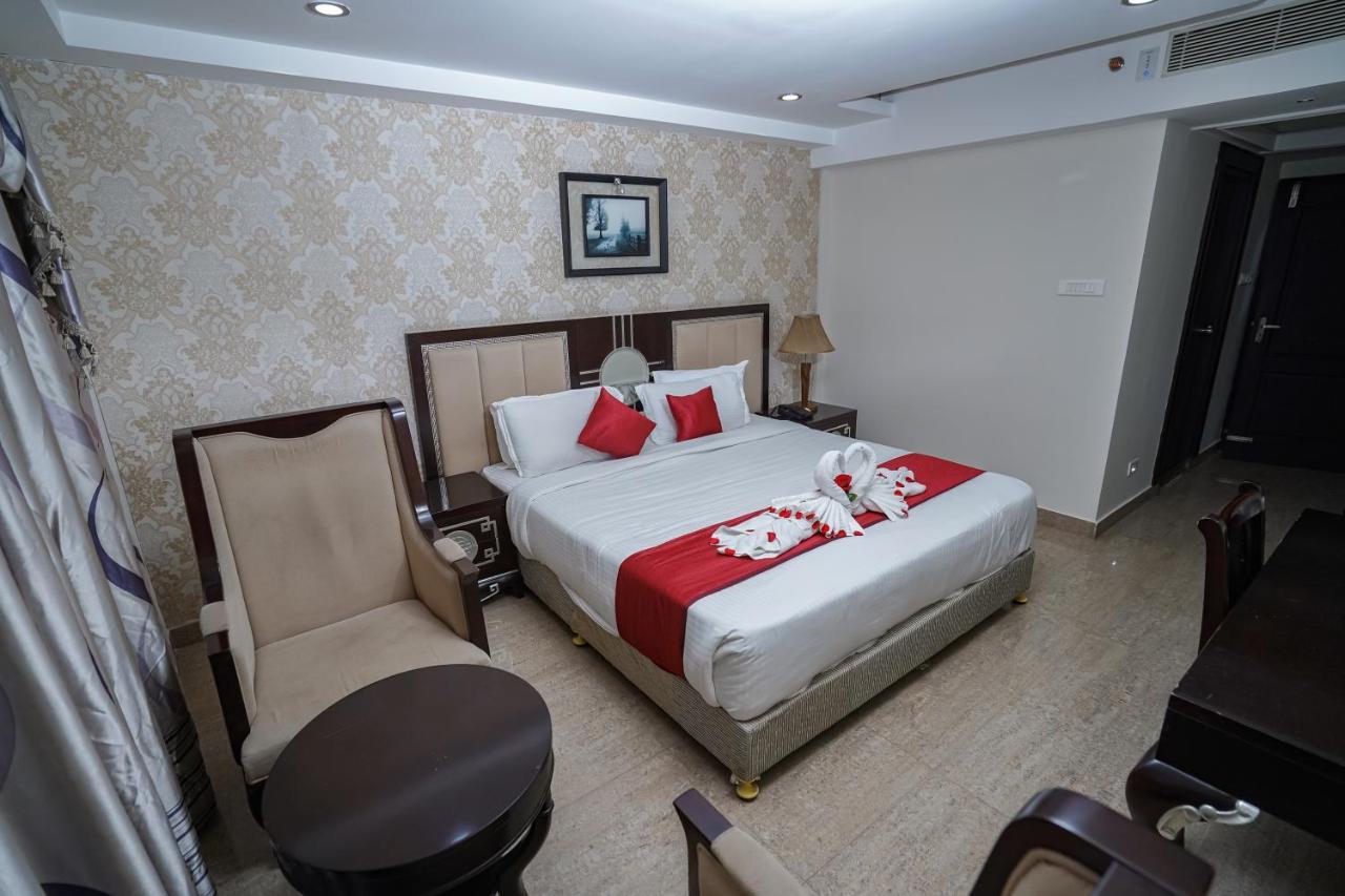 Hotel Sidhartha Chalakudy Kizhake Chalakudi Exterior photo