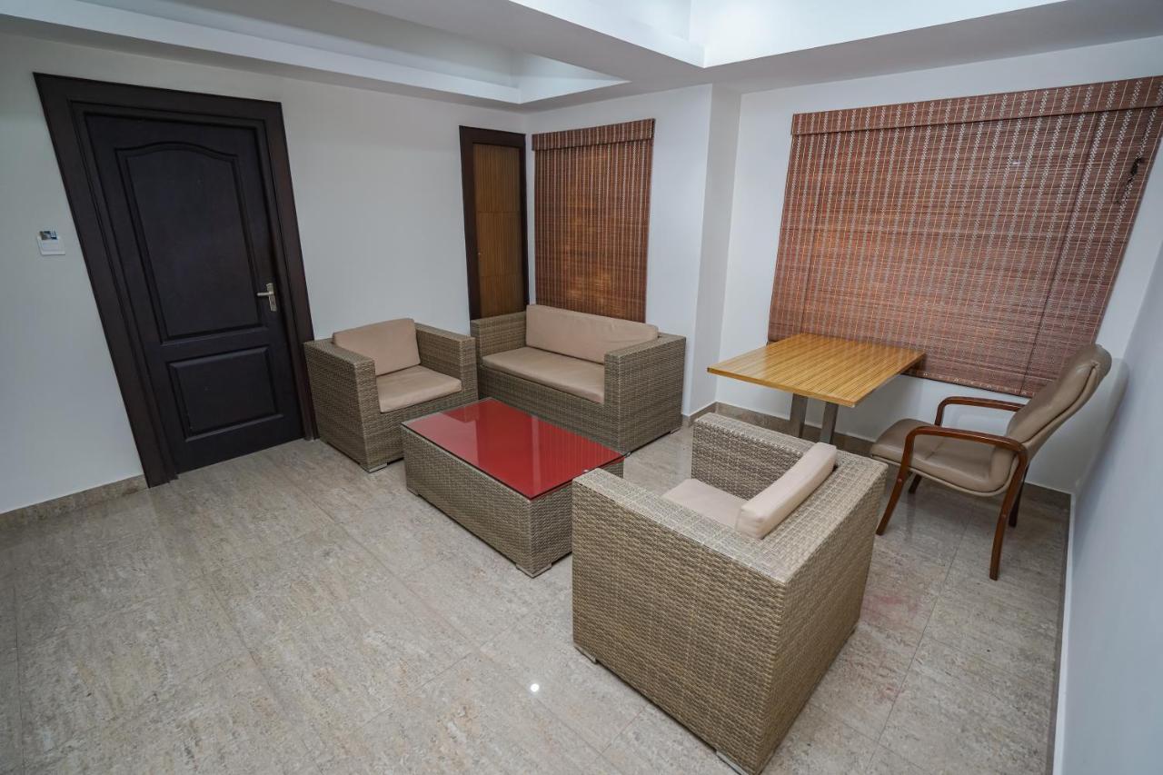 Hotel Sidhartha Chalakudy Kizhake Chalakudi Exterior photo